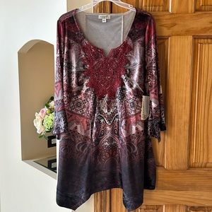 Women’s BNwT, tunic top